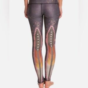 teeki Sacred Feather Yoga Pants Medium